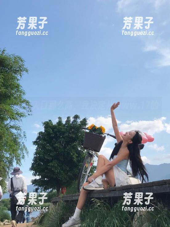 17 入口那么高,我决定从www.17的窗口偷偷溜进去!