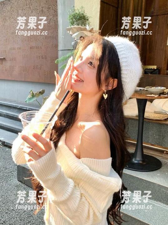 “17c吃瓜”告诉你！即使在黑暗中，也要永不迷路，黑料带你飞！