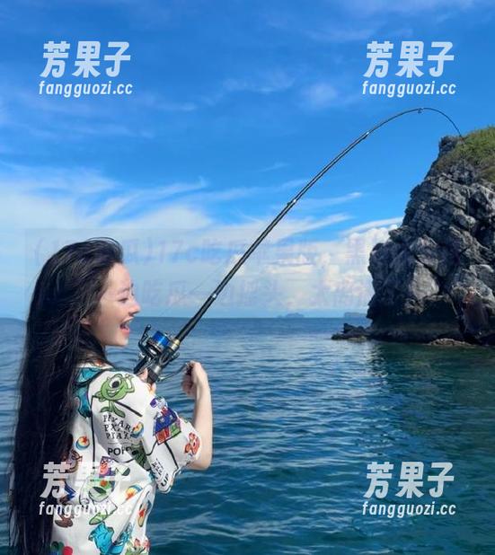 17c吃瓜苹果版，黑料大放送，一边吃瓜一边摇头，太离谱了！