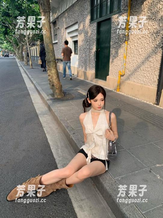 难道51吃瓜网站里的每个新闻都在说：快来浪费你不值钱的时间嘛！