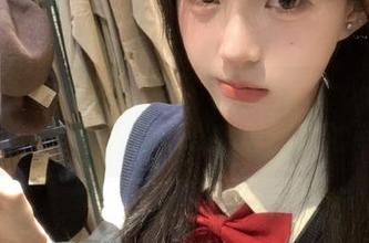 在www.17.c346com的苹果版上找乐子，这可是随时随地的幸福！
