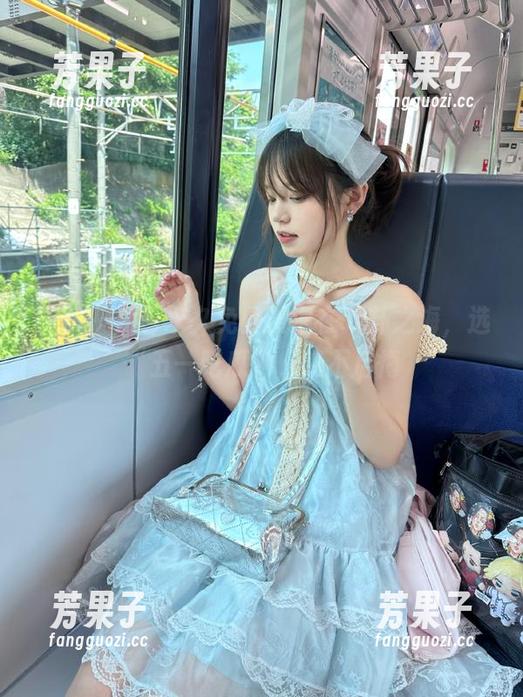 永久免费浸泡在八卦之海，选“五一吃瓜”，绝不后悔