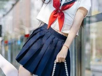 看冲哥黑料网页的Page10，我是不是应该保持些神秘感？