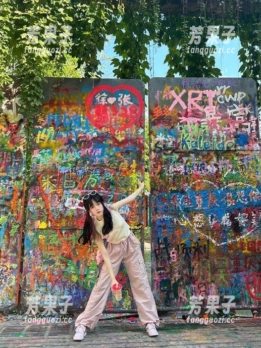 吃瓜不打烊iOS界面美到窒息，门槛低，免费观看从此无阻！