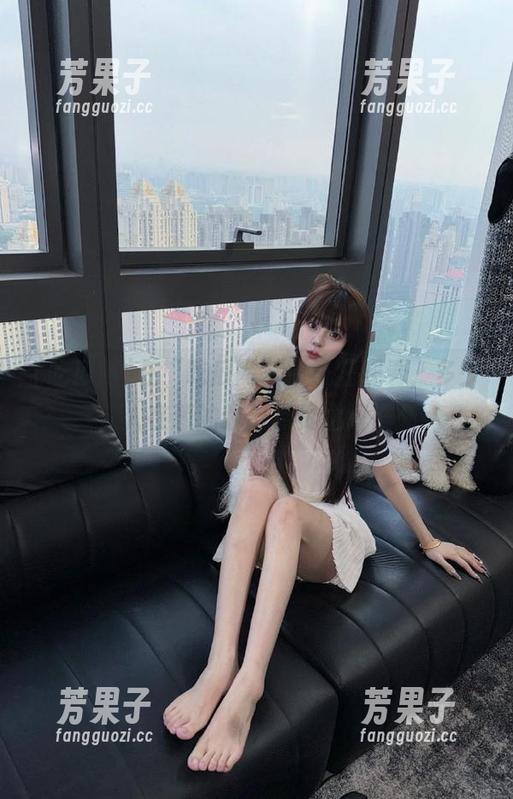 在“吃瓜网”中疯狂观看，多少人人在葱油饼与点赞之间徘徊