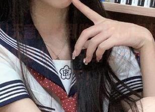 无意间碰到吃瓜网的黑料app，搞得我想变身八婆，先给自己打个伞保护一下！