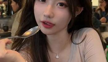 吃瓜网分享的搞笑视频让我觉得…我该考虑一下自己的审美了？果然高估了人类。