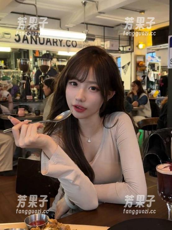 吃瓜网分享的搞笑视频让我觉得…我该考虑一下自己的审美了？果然高估了人类。