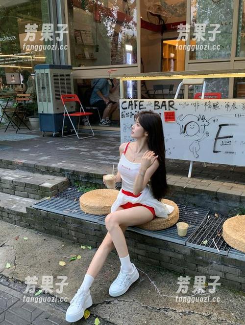 心痒痒的明星黑料在网页上等着你，你能拒绝吗？