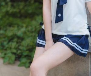 黑料51苹果版：友情提示，吃瓜时请勿喷出屏幕！