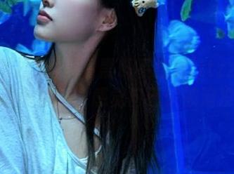 观看黑料不打烊tttzzz入口的奇妙旅程，感觉自己快被淹没了