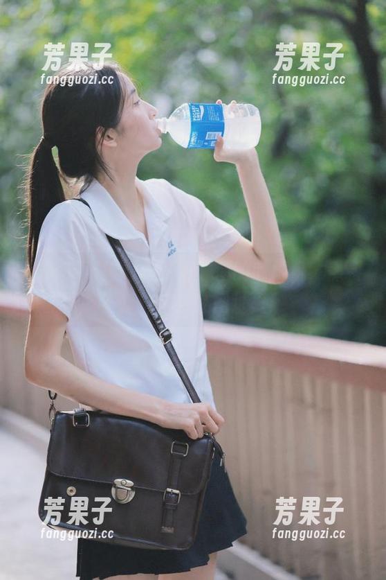 车开得贼溜的老司机，黑料不打烊都藏在网址里！