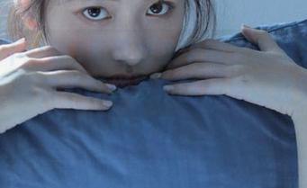 和我想象中的正能量完全不沾边，黑料不打烊发布的消息让我觉得脑洞大开。