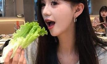 “zztt15.su黑料不打烊”传送门开启，想坐上这趟吃瓜顺风车吗？