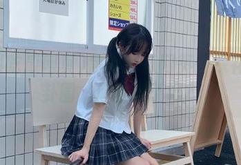 黑料吃瓜网页：探花的八卦圈，你收藏了吗？