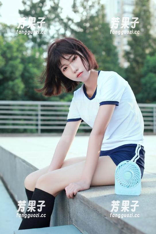 下载黑料吃瓜网页，跟随探花的脚步，原来喧嚣中藏着细腻的故事。