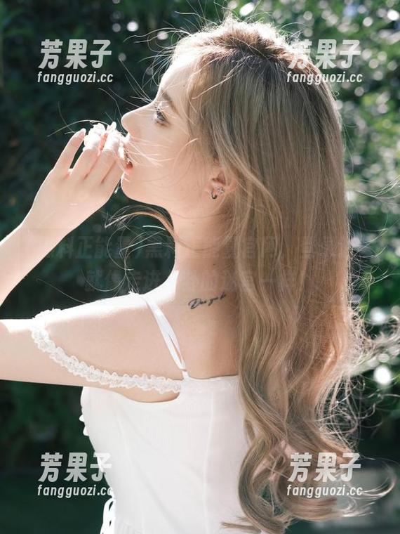 黑料正能量官网，登录进去就像走进八卦的迷宫一样！