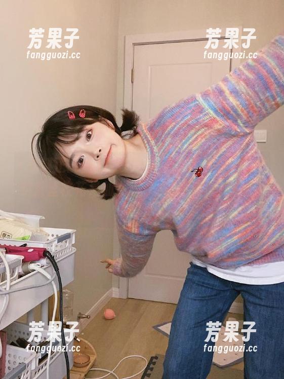 走进黑料正能量网站，面前的反差校花是仙女还是女汉子？答案令人期待！