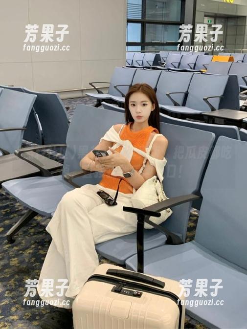 黑料社区苹果版：把瓜皮都吃掉，直接找到乐趣入口！