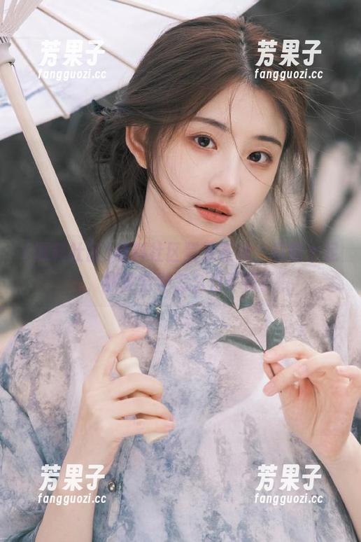 黑料社区登录在线，瓜味十足，顺便学学怎么当厂花！