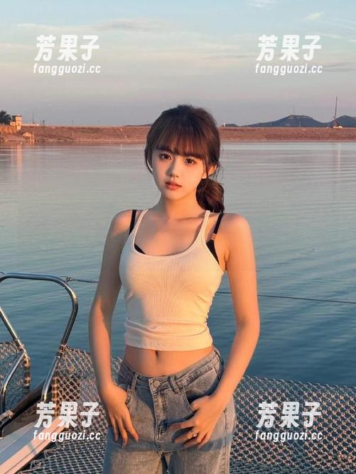 免费的黑料网视频，点开的一瞬间心里五味杂陈。