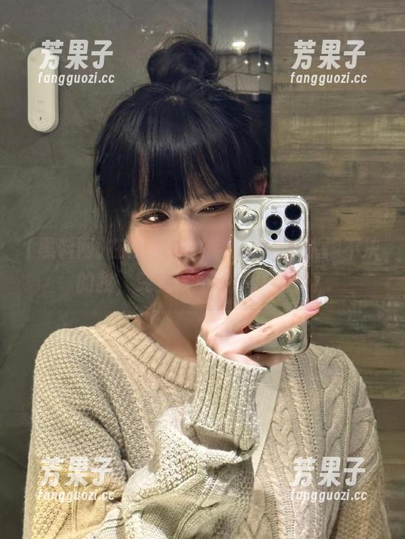 在黑料网的传送门前，犹豫不决的我，究竟该不该一探究竟？