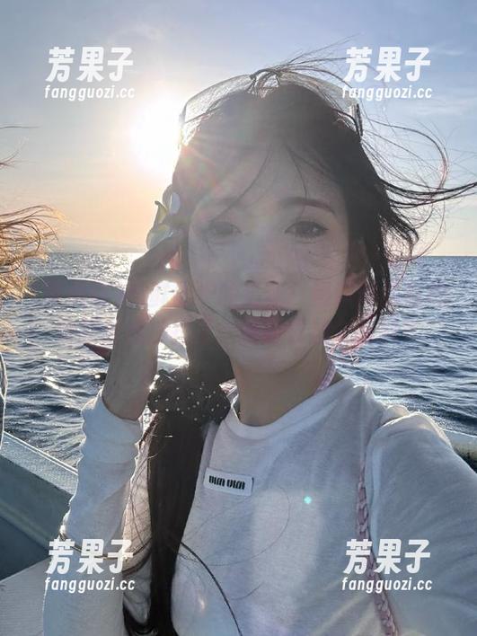 新鲜出炉的更新！黑料网的瓜都快能做成沙拉了，啥时候加个调料？