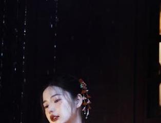 在黑瓜吃料官网捕捉那些欲说还休的瓜！