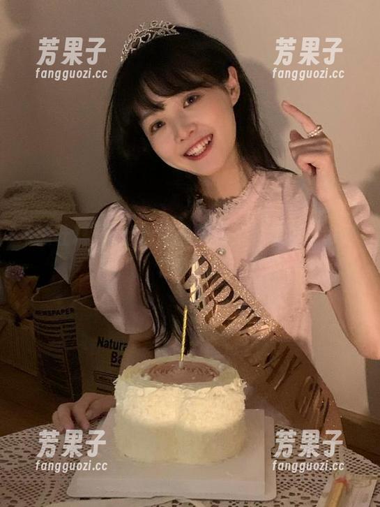 黑社料官网瘫了，下载按钮也是个奇葩！